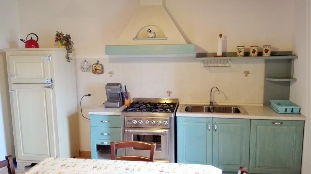 Polverigi Agriturismo La Quieteゲストハウス エクステリア 写真